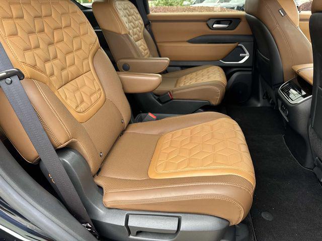 2025 Nissan Armada Platinum Reserve 2WD