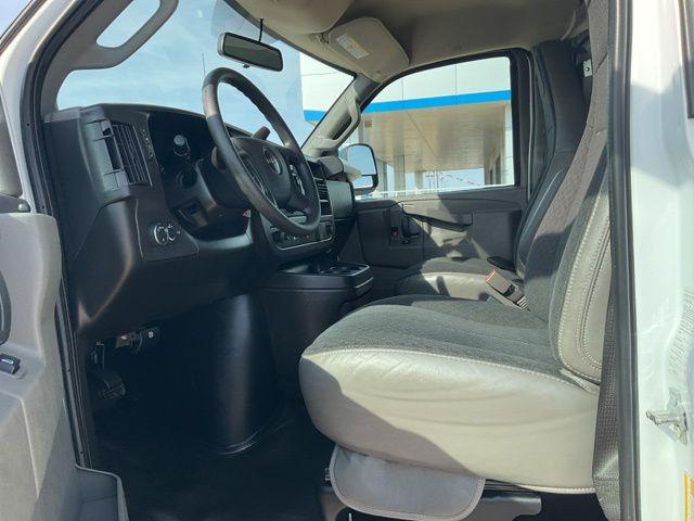 2024 GMC Savana Cargo RWD 2500 Regular Wheelbase Work Van