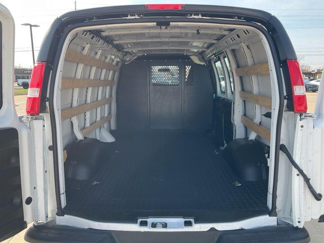 2024 GMC Savana Cargo RWD 2500 Regular Wheelbase Work Van