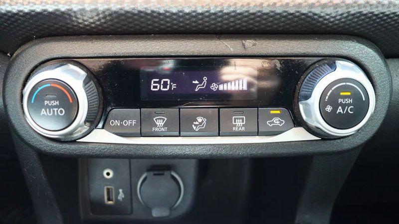 2020 Nissan Kicks SV Xtronic CVT