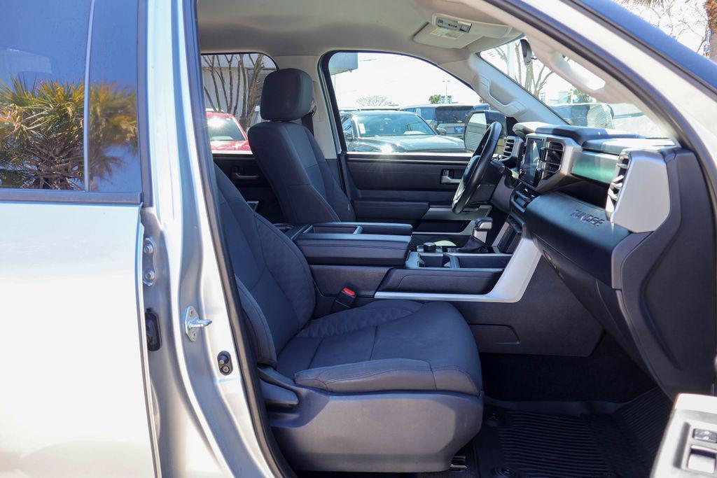 2023 Toyota Tundra SR5 - Photo 9