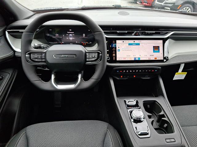 2026 Jeep Cherokee Laredo 4x4