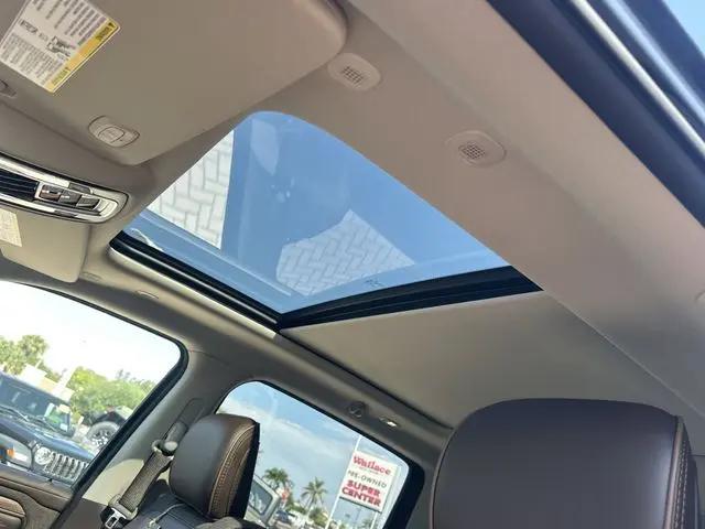 2026 Ram 1500 Limited Longhorn Crew Cab 4x4 5'7" Box