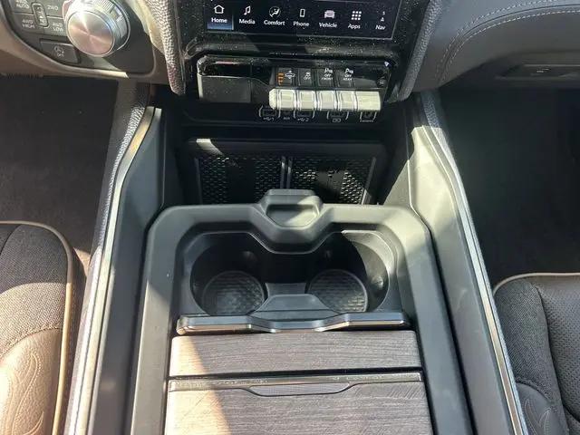 2026 Ram 1500 Limited Longhorn Crew Cab 4x4 5'7" Box