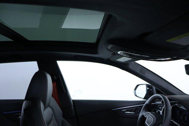 2026 Audi SQ8 Prestige TFSI quattro Tiptronic