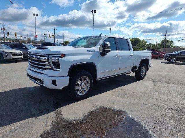 2026 Chevrolet Silverado 2500HD Crew Cab, Standard Bed, High Country, 4WD