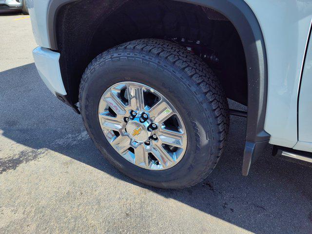 2026 Chevrolet Silverado 2500HD Crew Cab, Standard Bed, High Country, 4WD