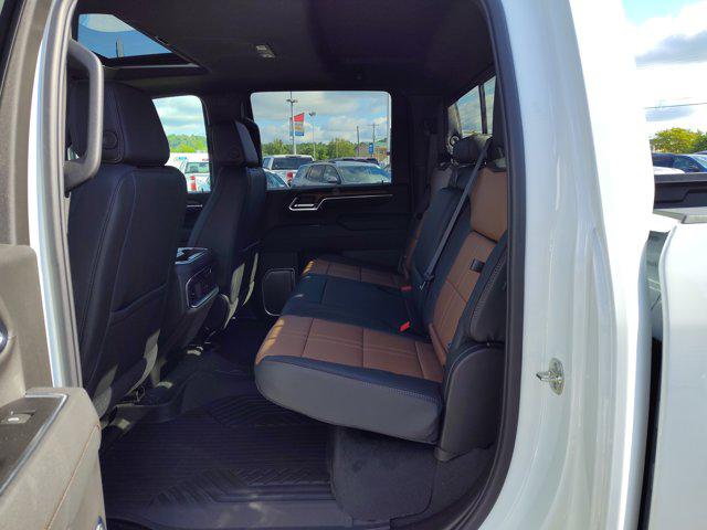 2026 Chevrolet Silverado 2500HD Crew Cab, Standard Bed, High Country, 4WD