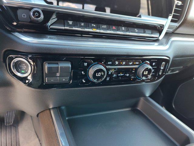 2026 Chevrolet Silverado 2500HD Crew Cab, Standard Bed, High Country, 4WD