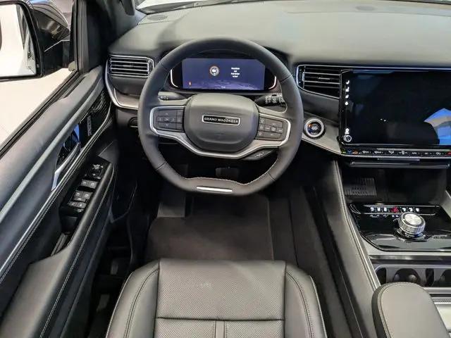 2026 Jeep Grand Wagoneer 4x2