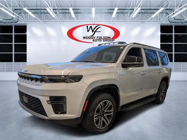 2026 Jeep Grand Wagoneer 4x2