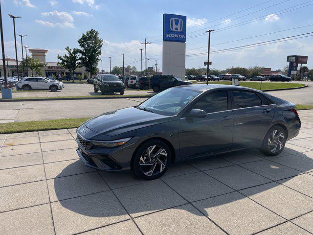 2025 Hyundai Elantra Hybrid Limited