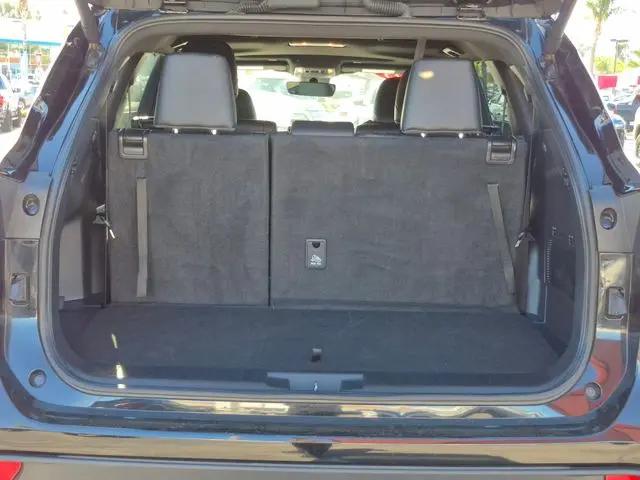 2025 Toyota Highlander XSE