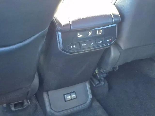 2025 Toyota Highlander XSE