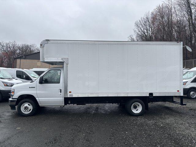 2026 Ford E-350 Cutaway Box Dry Freight