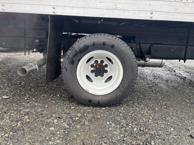 2026 Ford E-350 Cutaway Box Dry Freight
