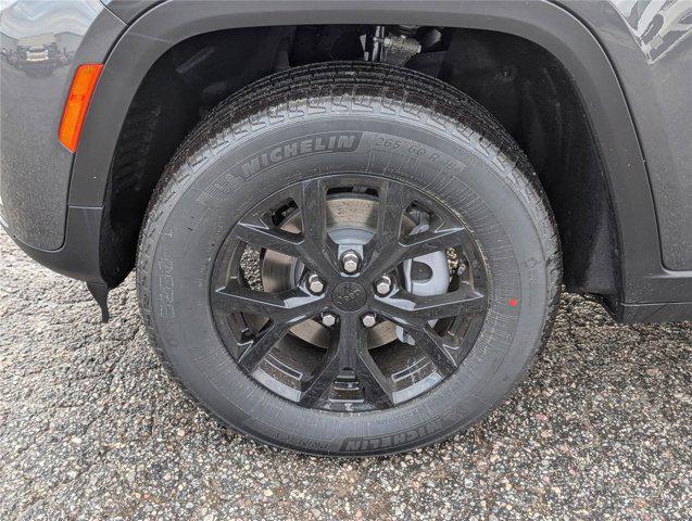 2026 Jeep Grand Cherokee Altitude 4x4