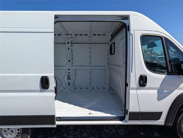 2026 Ram ProMaster 2500 Cargo Van Tradesman High Roof 136" WB w/Pass Seat