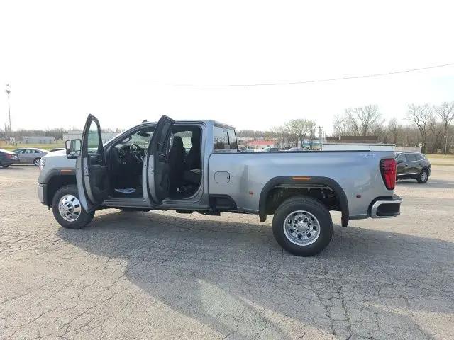 2026 GMC Sierra 3500HD Double Cab, Long Bed, SLE Dual Rear Wheel, 4WD