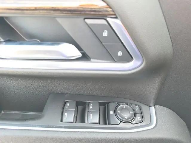 2026 GMC Sierra 3500HD Double Cab, Long Bed, SLE Dual Rear Wheel, 4WD