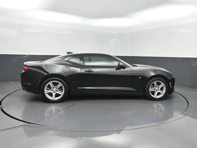 2022 Chevrolet Camaro RWD Coupe 1LT