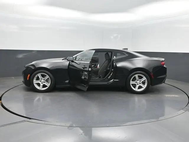 2022 Chevrolet Camaro RWD Coupe 1LT