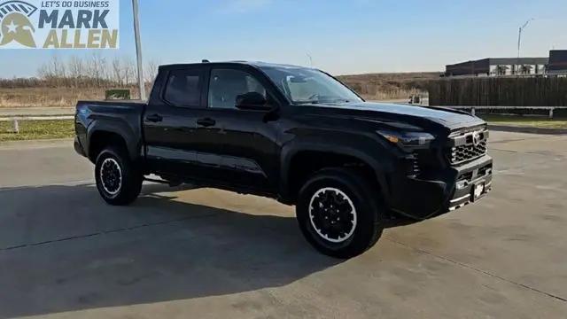 2025 Toyota Tacoma TRD Off Road