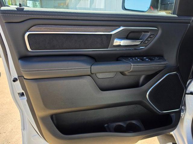 2026 Ram 1500 Laramie Crew Cab 4x4 5'7" Box