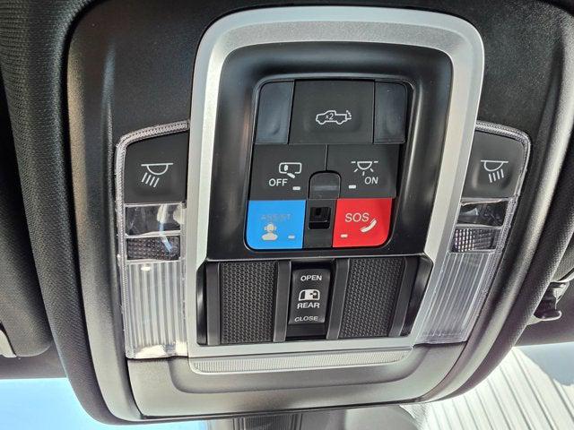 2026 Ram 1500 Laramie Crew Cab 4x4 5'7" Box