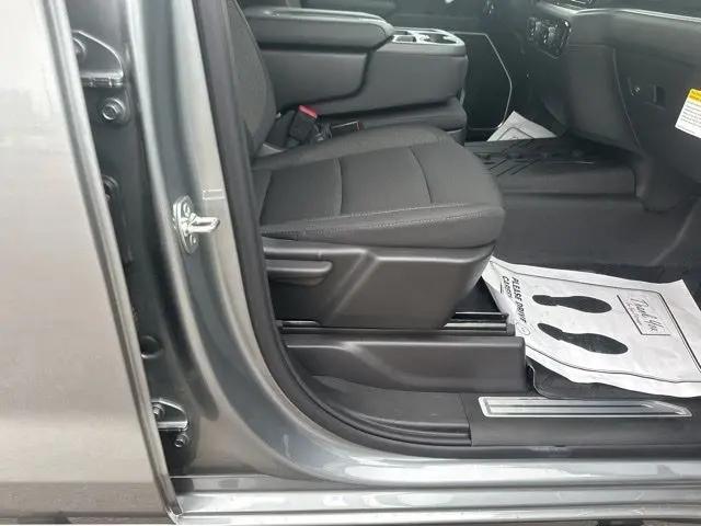 2026 Chevrolet Silverado 1500 4WD Crew Cab Short Bed RST