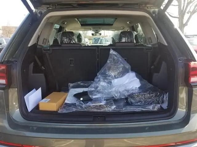 2026 Volkswagen Atlas Peak Edition