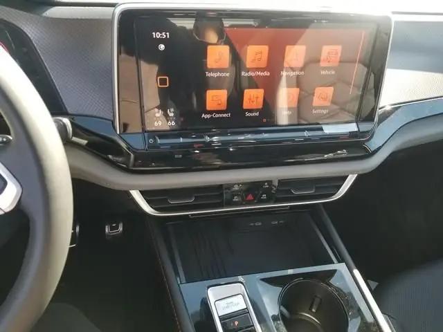2026 Volkswagen Atlas Peak Edition
