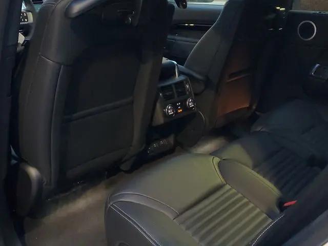 2026 Land Rover Discovery S