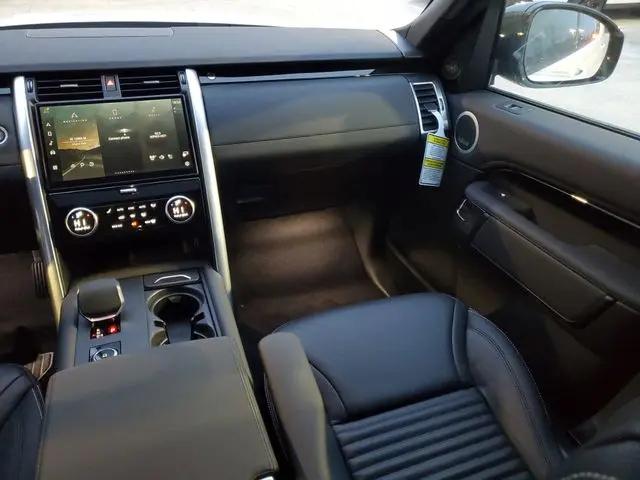 2026 Land Rover Discovery S