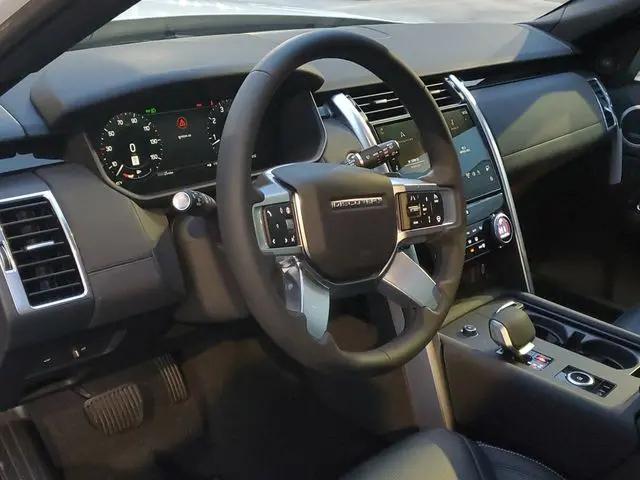 2026 Land Rover Discovery S
