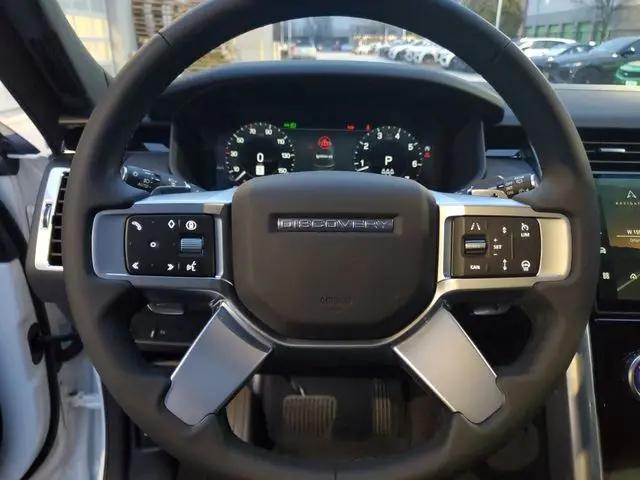 2026 Land Rover Discovery S
