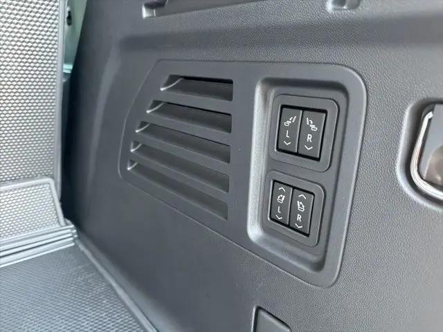 2026 Chevrolet Traverse FWD RS