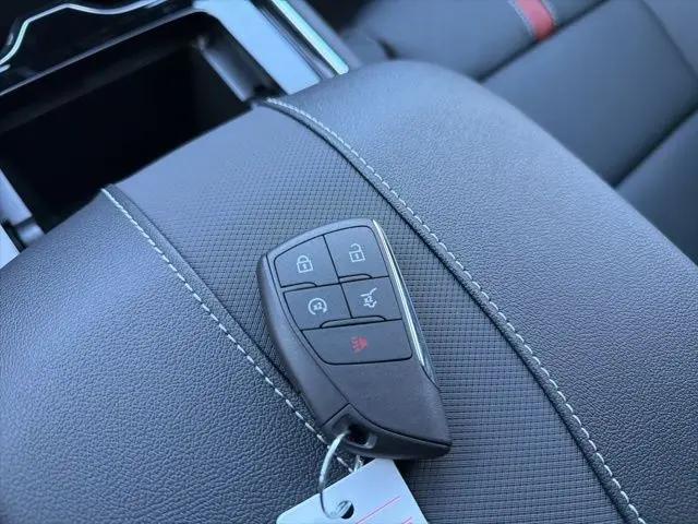 2026 Chevrolet Traverse FWD RS