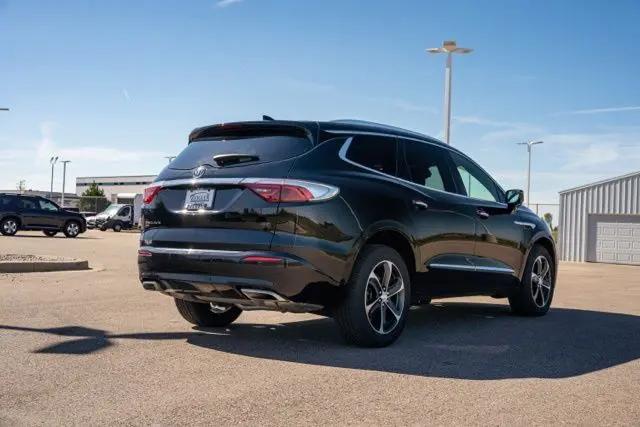 2022 Buick Enclave AWD Essence
