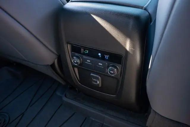 2022 Buick Enclave AWD Essence