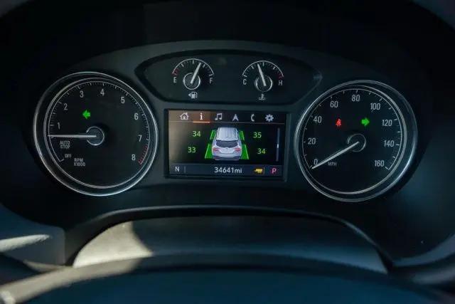 2022 Buick Enclave AWD Essence