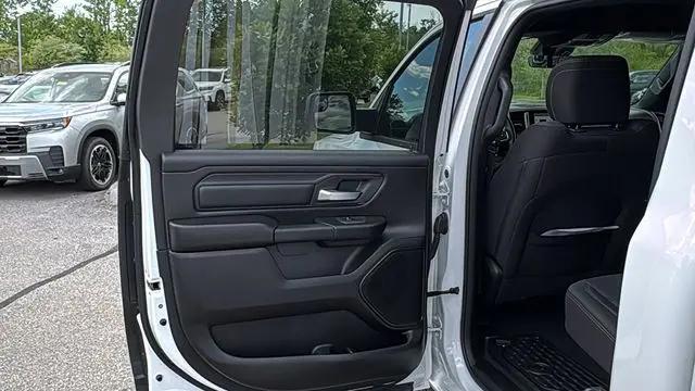 2026 Ram 1500 Warlock Crew Cab 4x4 57 Box