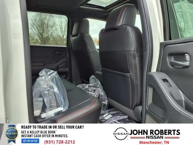 2026 Nissan Frontier Crew Cab PRO-4X 4x4