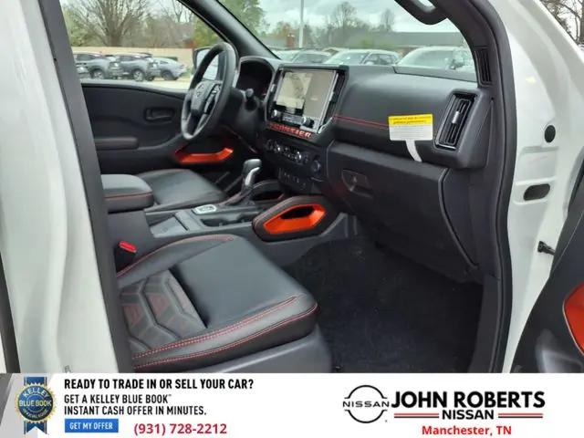 2026 Nissan Frontier Crew Cab PRO-4X 4x4
