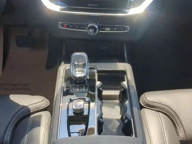 2026 Volvo XC90 Plug-In Hybrid Ultra, T8 AWD, Electric/Gasoline, Bright, 7 Seats