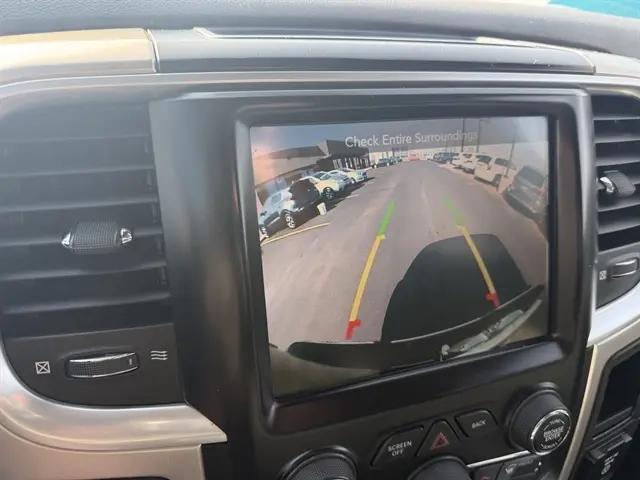 2017 Ram 1500 Big Horn Crew Cab 4x4 5'7" Box