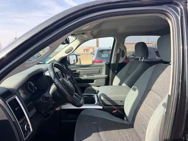 2017 Ram 1500 Big Horn Crew Cab 4x4 5'7" Box