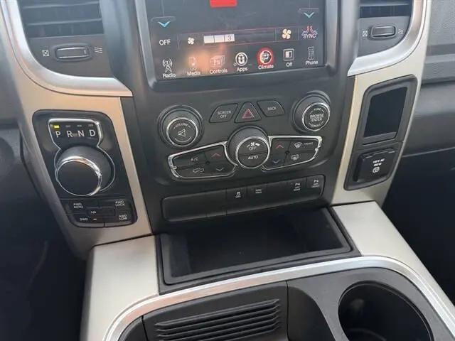 2017 Ram 1500 Big Horn Crew Cab 4x4 5'7" Box