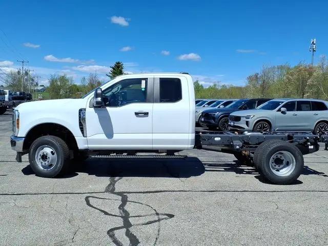 2026 Ford F-350 XLT