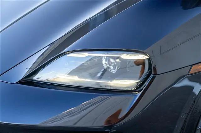 2026 Porsche Taycan 4